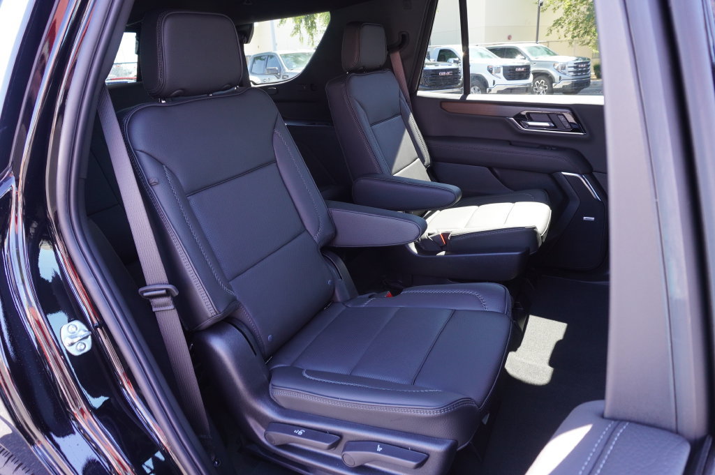 Certified 2026 GMC Yukon Denali AWD/4WD image 5