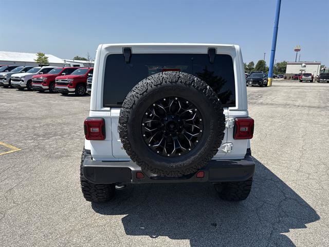 Used 2018 Jeep Wrangler Unlimited Sahara w/ Dual Top Group AWD/4WD image 21