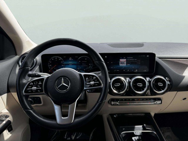 Used 2021 Mercedes-Benz GLA 250 4MATIC w/ Premium Package image 29