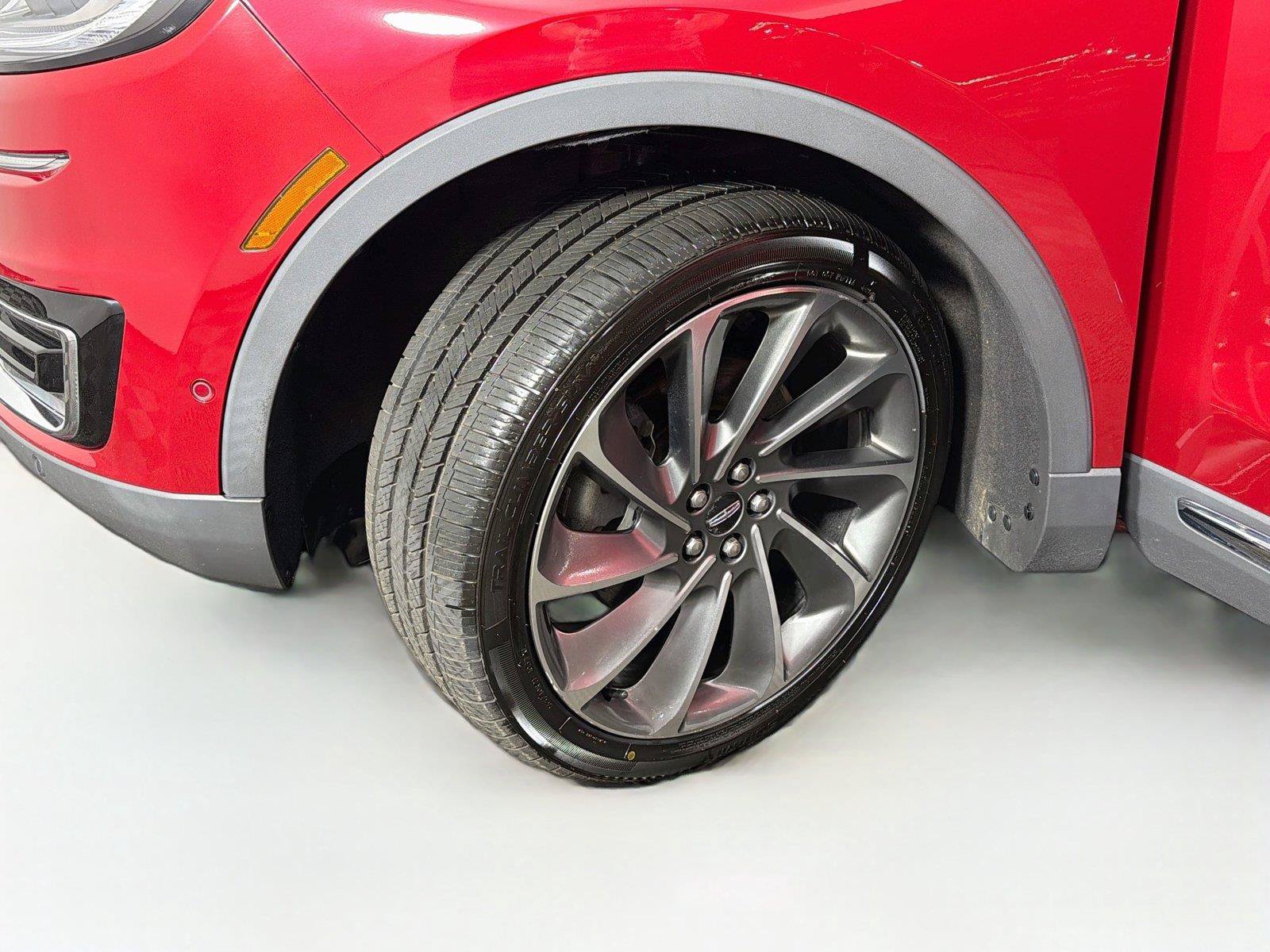 Used 2020 Lincoln Nautilus Reserve w/ Equipment Group 202A AWD/4WD image 38