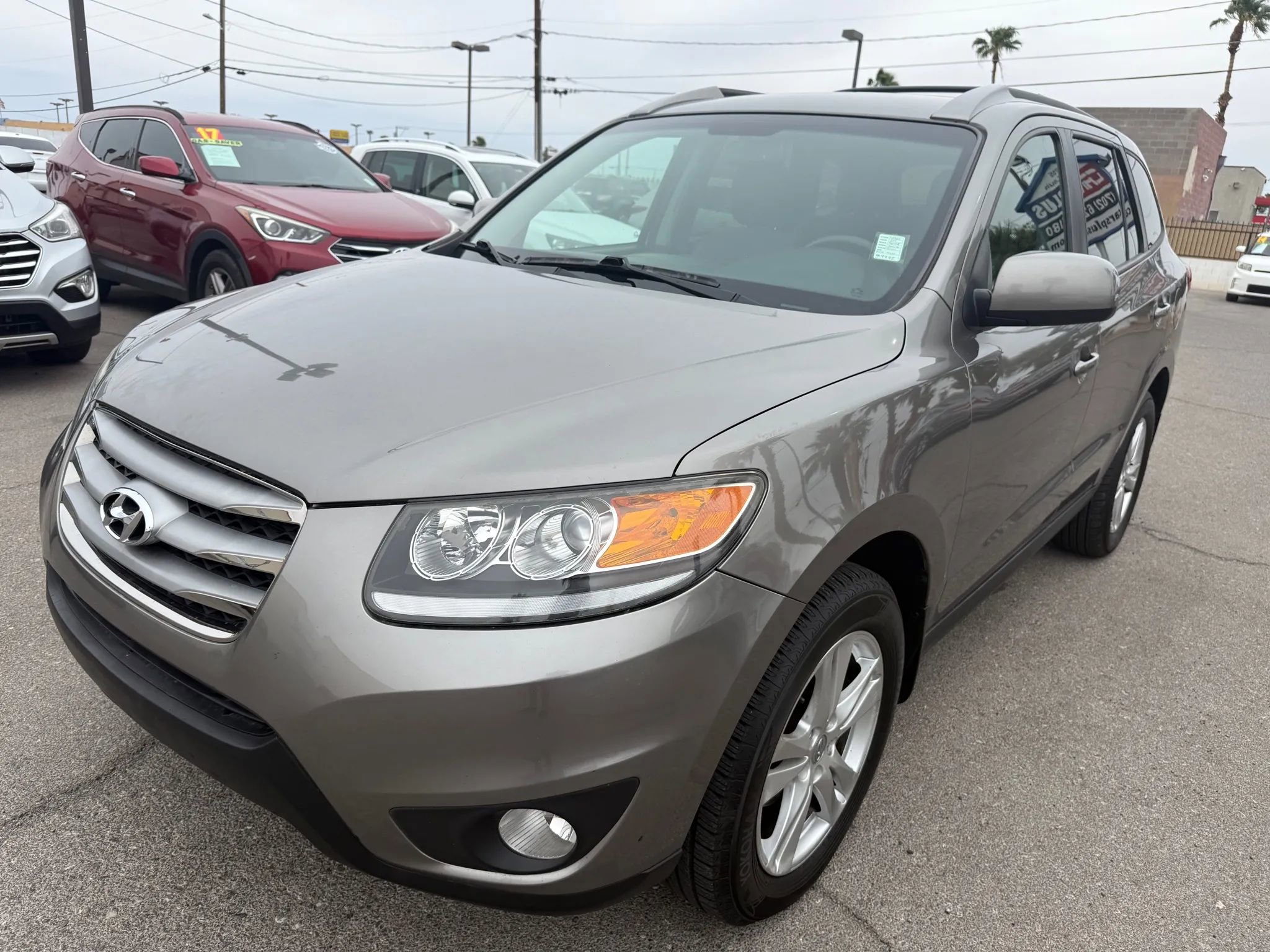 Used 2012 Hyundai Santa Fe SE image 5