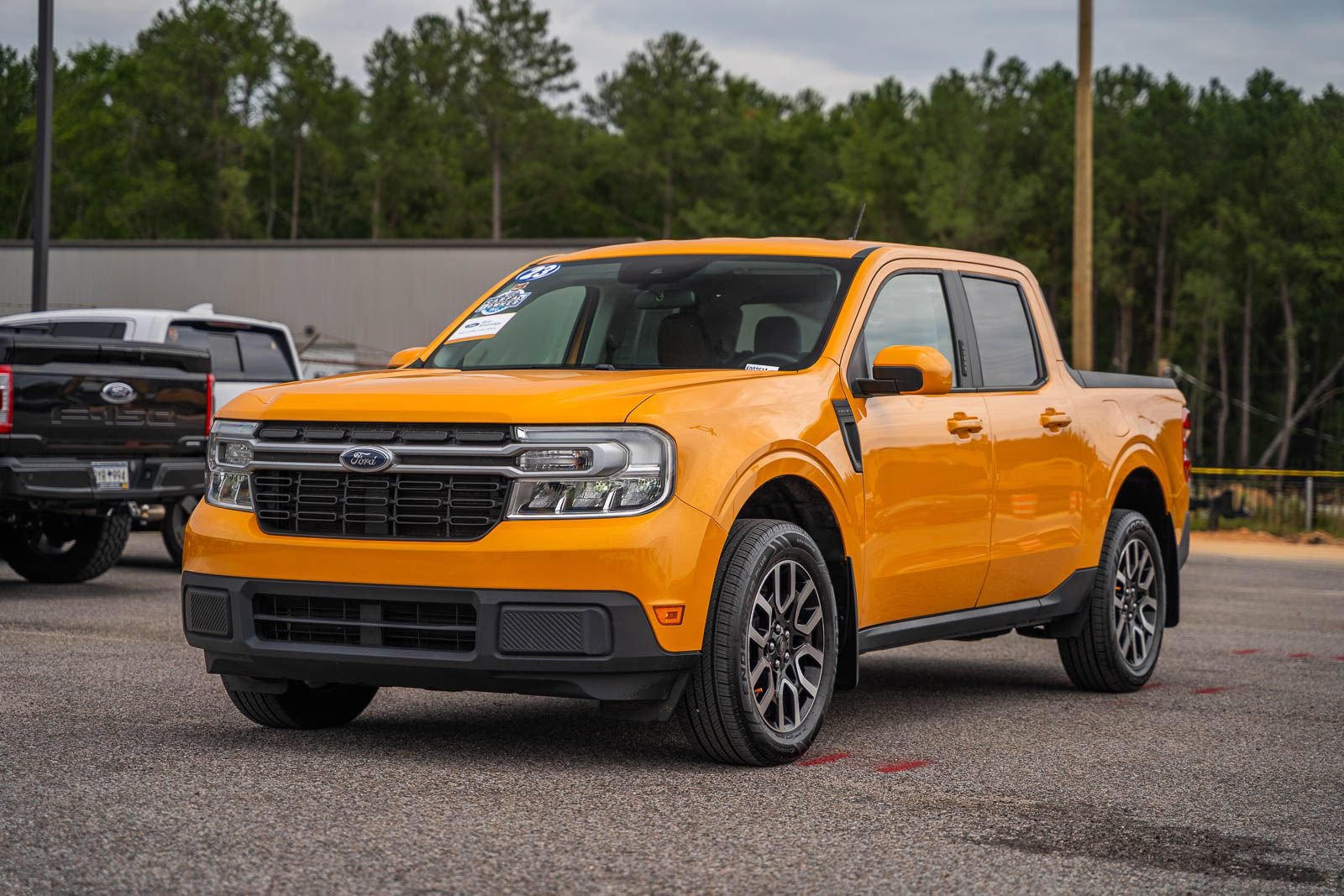 Certified 2023 Ford Maverick Lariat w/ Lariat Luxury Package FWD image 3