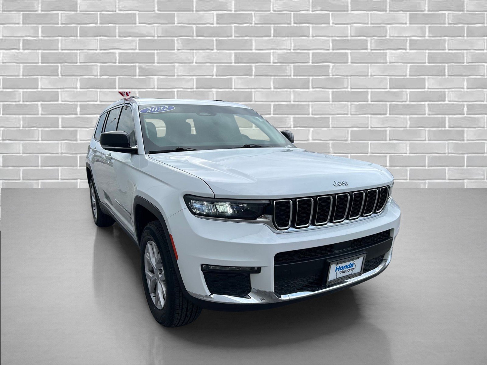 Used 2022 Jeep Grand Cherokee L Limited image 6