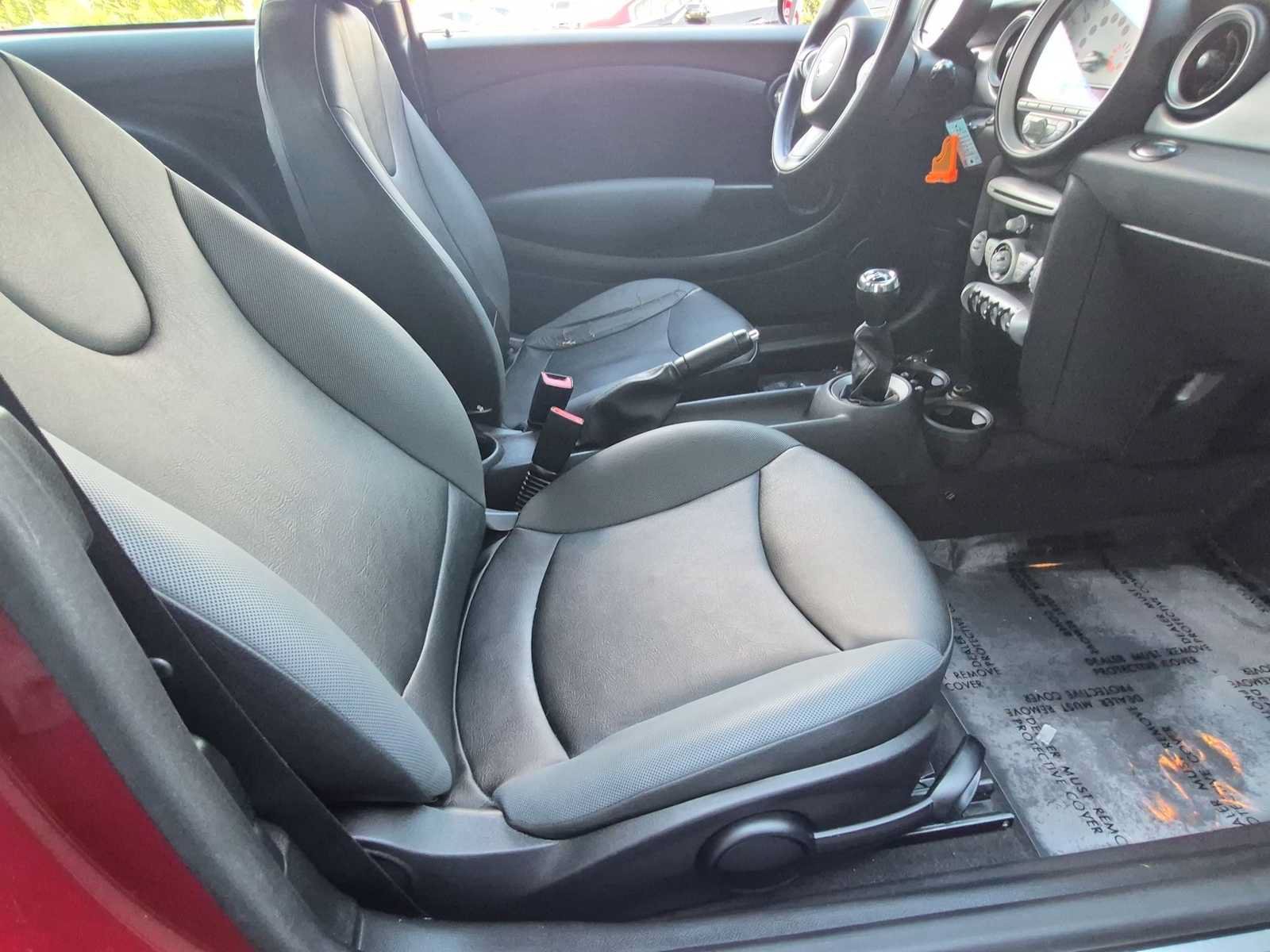 Used 2009 MINI Cooper Hardtop FWD image 18