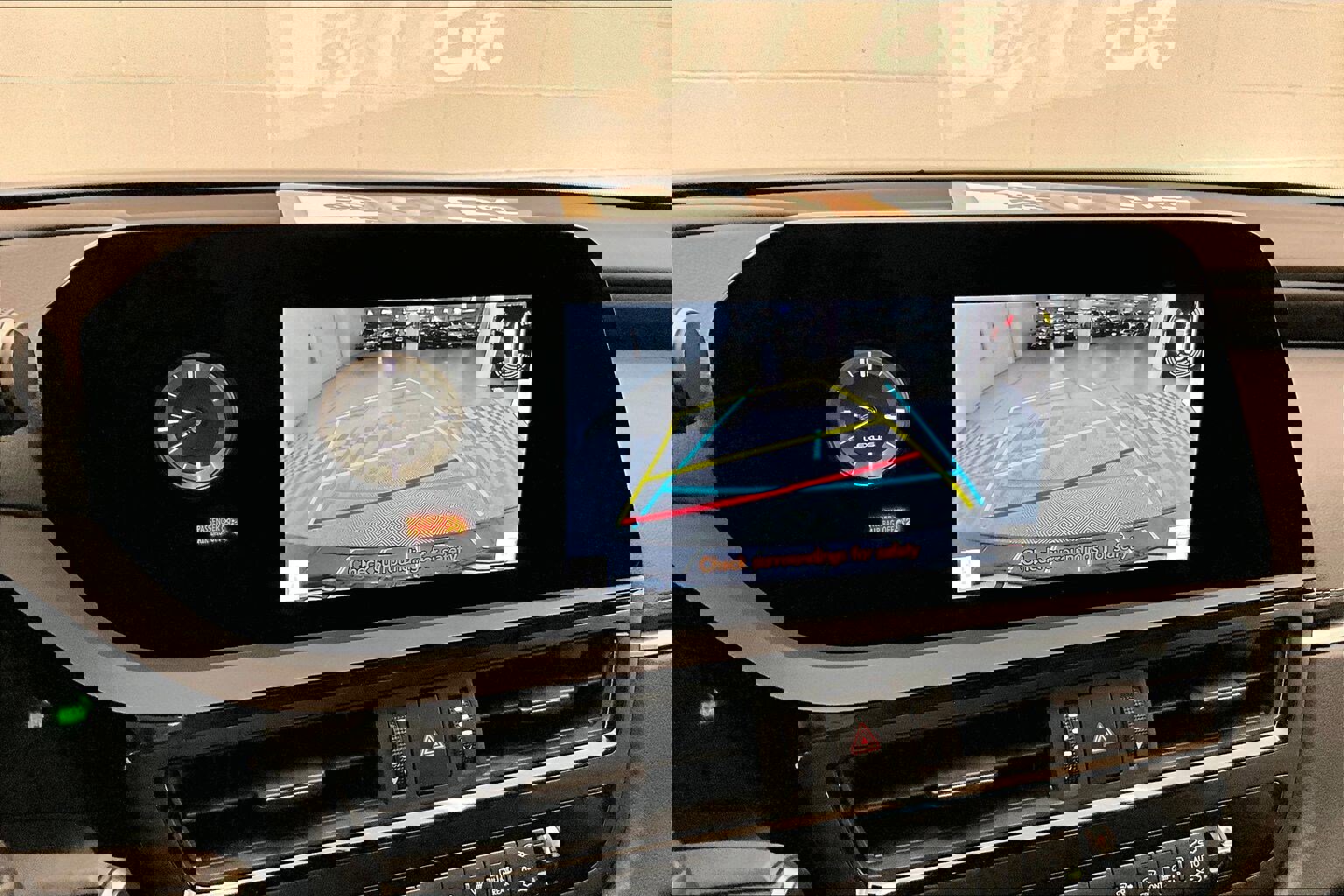 Used 2025 Lexus ES 300h w/ Premium Package image 28