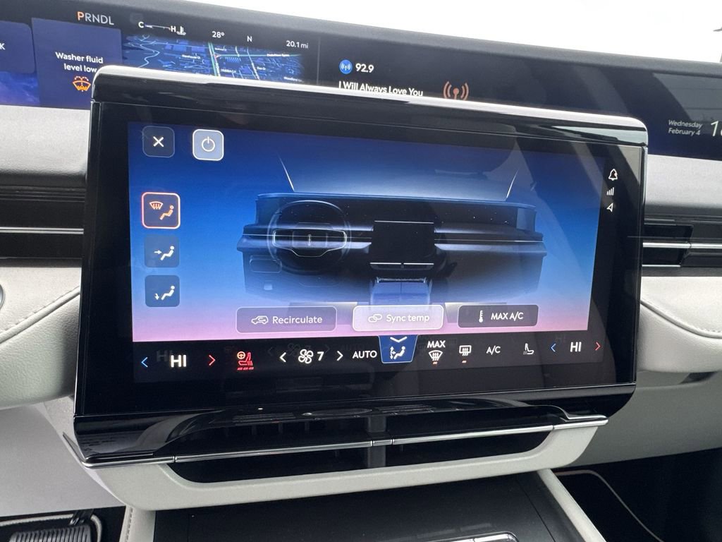 New 2026 Lincoln Nautilus Premier image 19