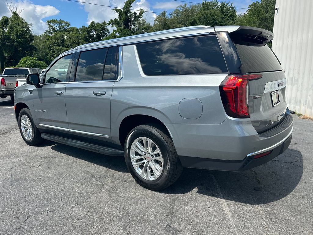 Used 2024 GMC Yukon XL SLT w/ SLT Luxury Package RWD image 8