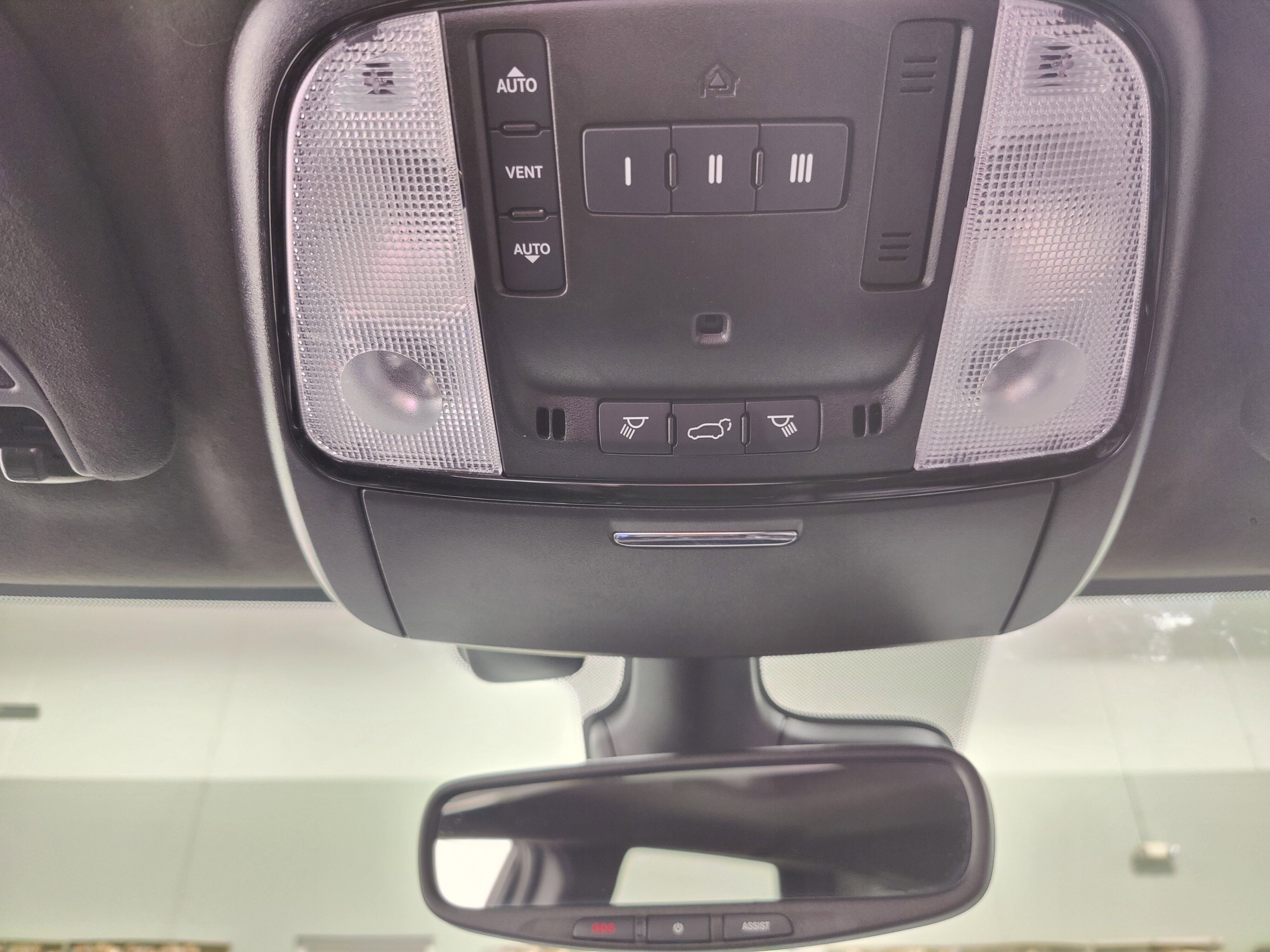 Used 2024 Dodge Durango Citadel image 32