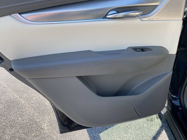 Used 2022 Cadillac XT5 Premium Luxury AWD/4WD image 36