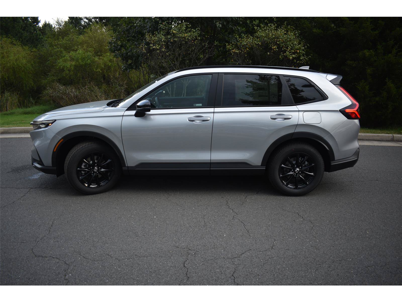 New 2027 Honda CR-V Sport-L image 4
