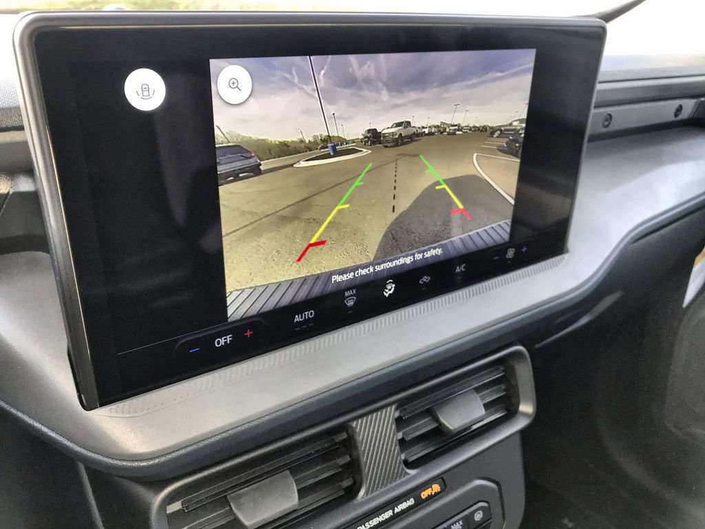 New 2026 Ford Maverick XL image 17