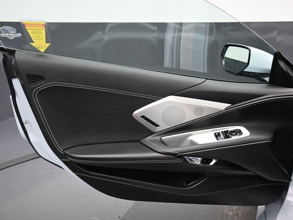 Used 2021 Chevrolet Corvette Stingray Preferred Cpe w/ Z51 Performance Package image 9