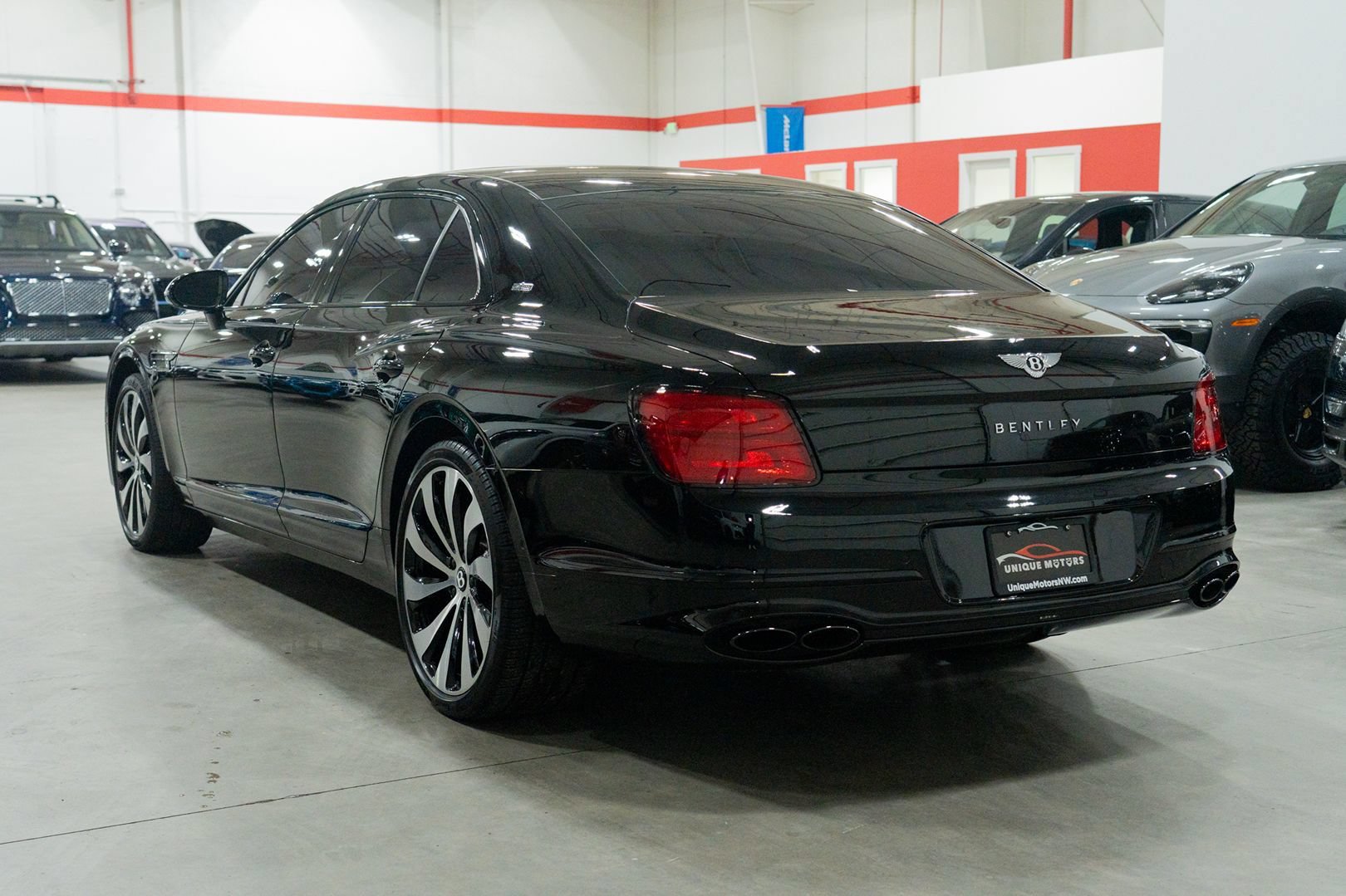 Used 2021 Bentley Flying Spur V8 AWD/4WD image 19