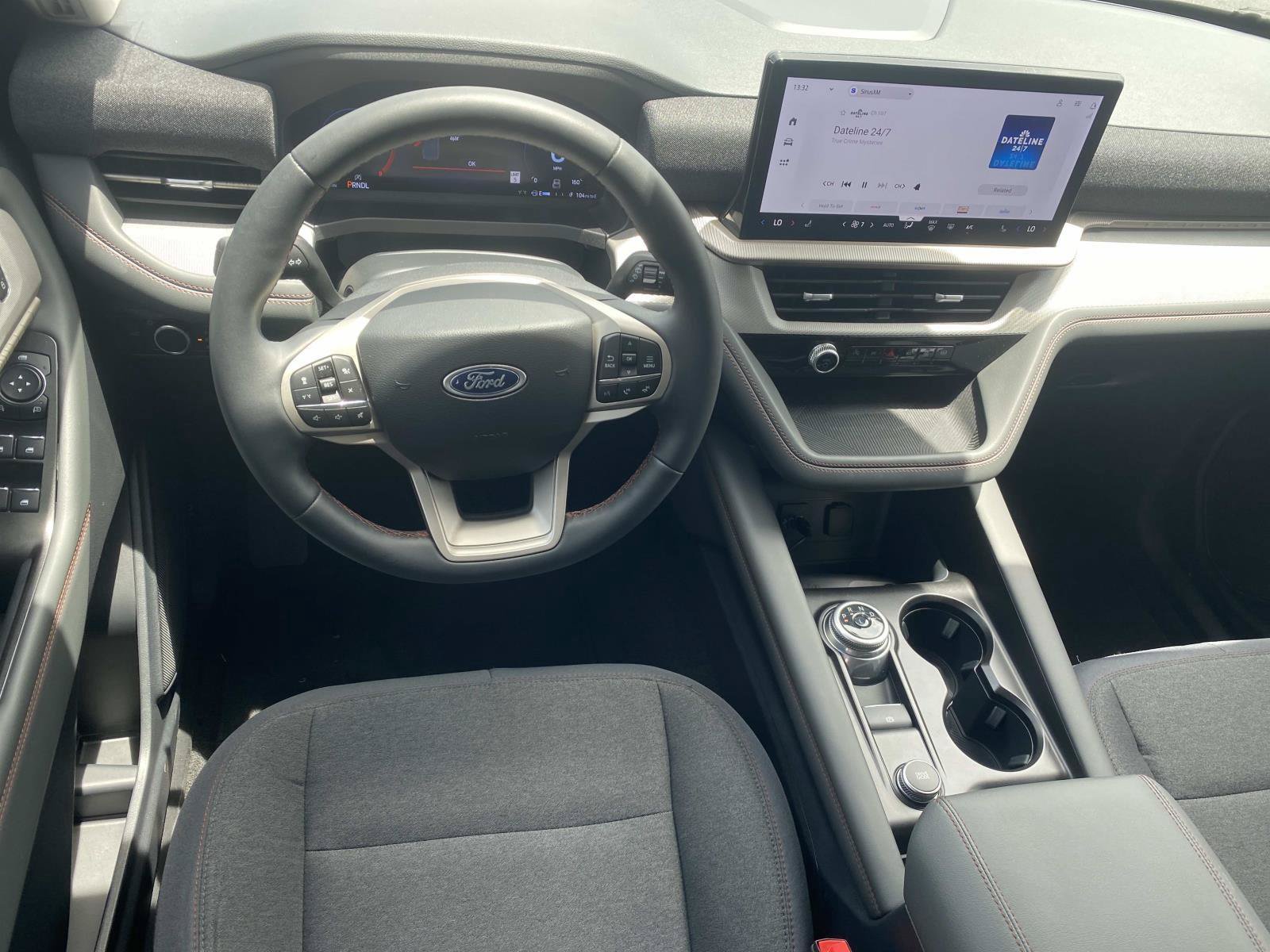 Used 2026 Ford Explorer Active RWD image 19