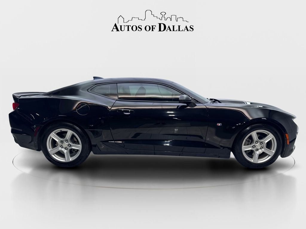 Used 2021 Chevrolet Camaro LT w/ Technology Package RWD image 10