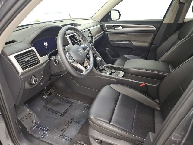 Used 2023 Volkswagen Atlas SE AWD/4WD image 13