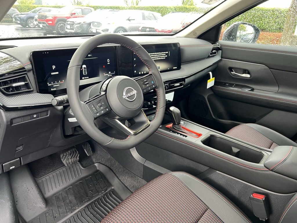 New 2026 Nissan Kicks SR w/ Cold Weather Package image 13