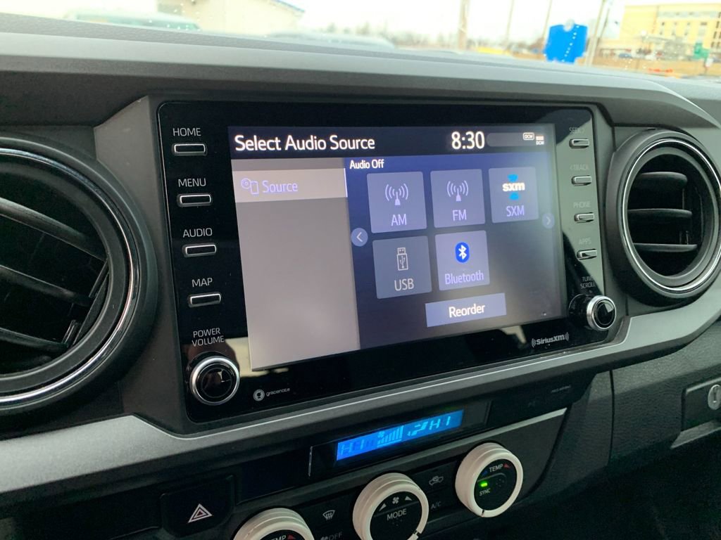 Used 2022 Toyota Tacoma TRD Off-Road w/ Technology Package image 21