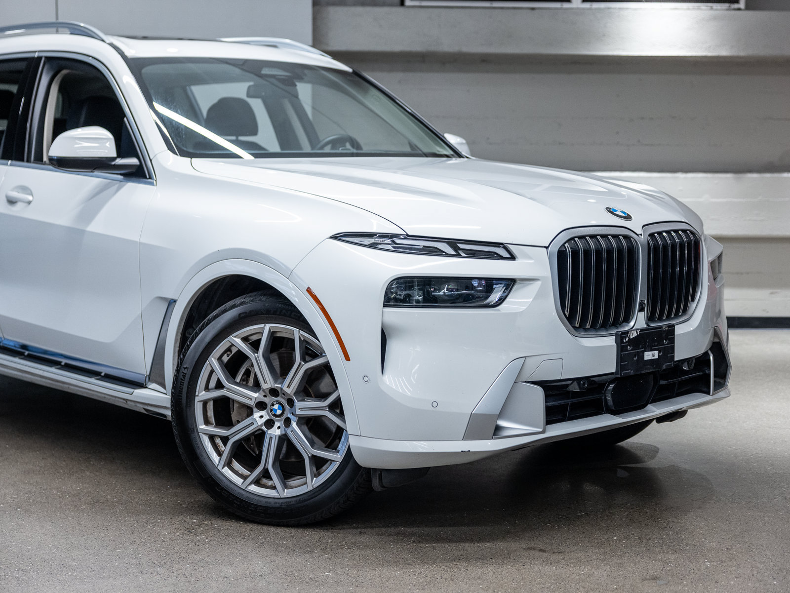 Used 2025 BMW X7 xDrive40i AWD/4WD image 12