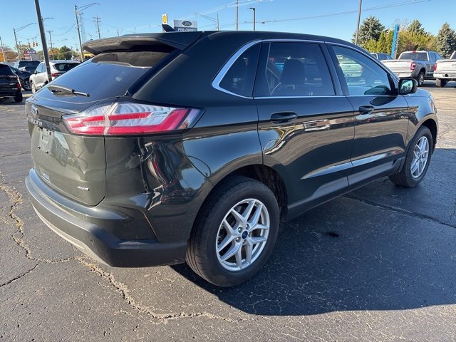 Used 2022 Ford Edge SEL w/ Convenience Package image 5