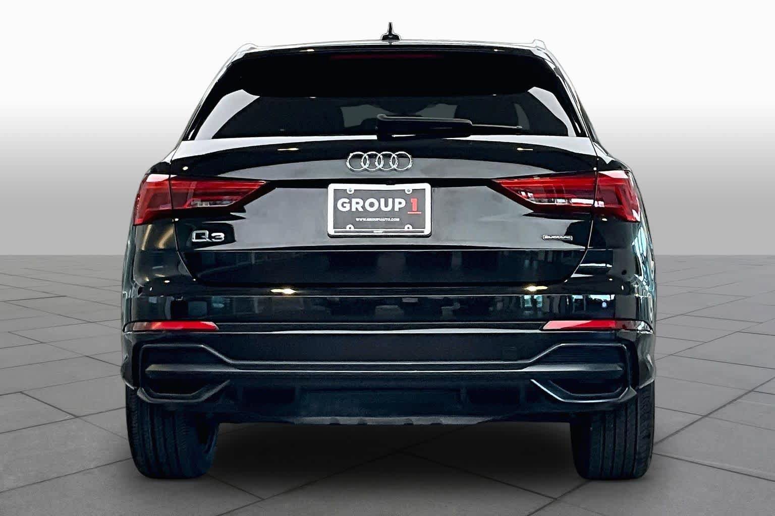 Used 2022 Audi Q3 2.0T Premium AWD/4WD image 5