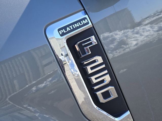 Used 2019 Ford F250 Platinum w/ Platinum Ultimate Package image 11