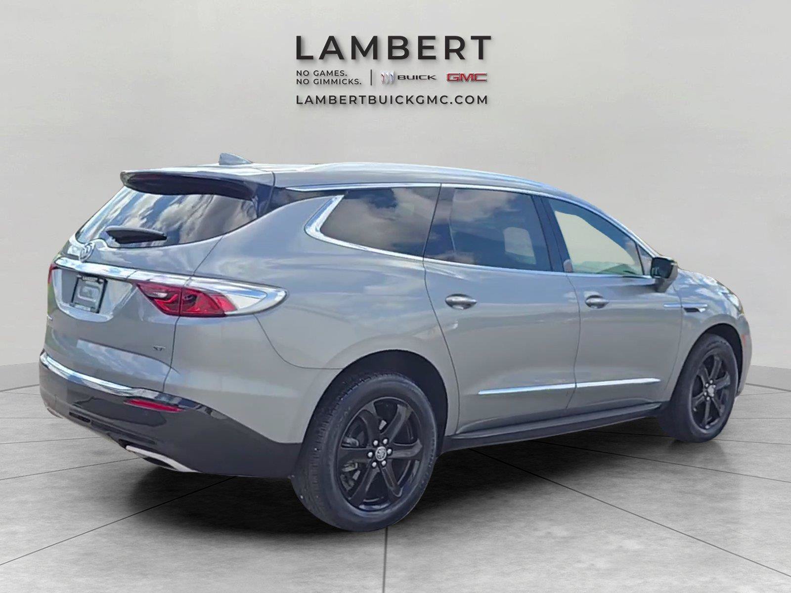 Used 2023 Buick Enclave Essence w/ Experience Buick Package FWD image 5