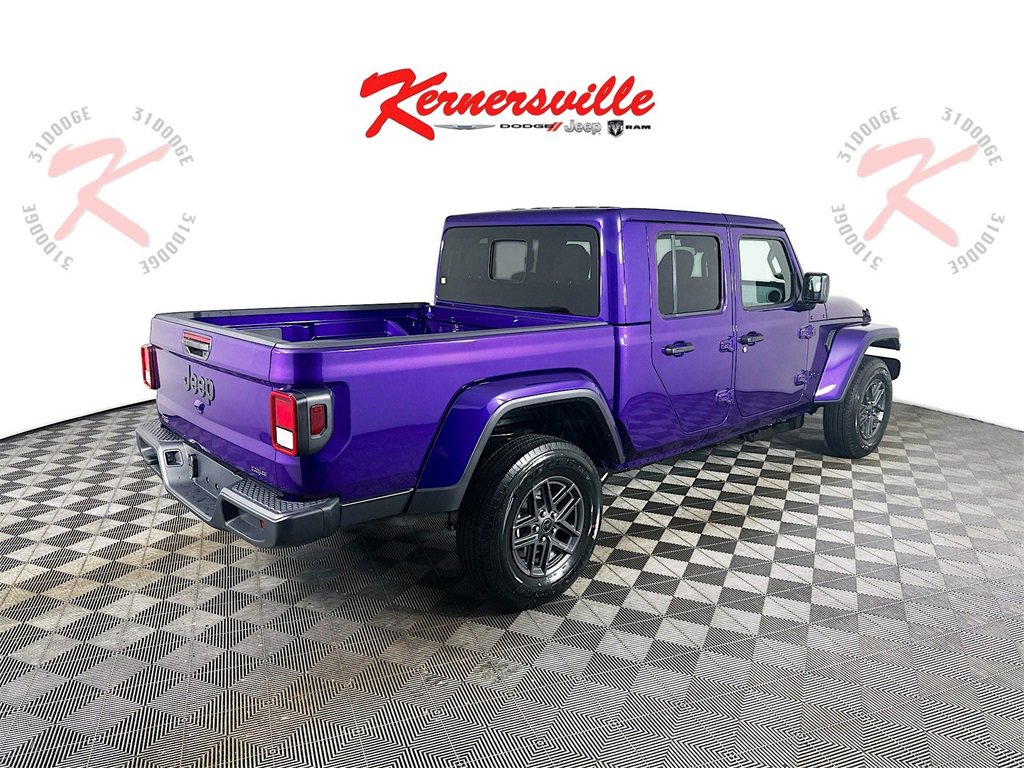 New 2026 Jeep Gladiator Sport image 7