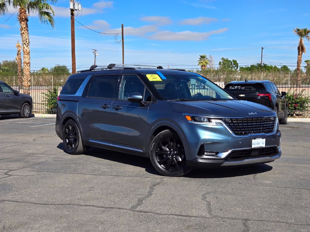 Used 2022 Kia Carnival SX Prestige FWD image 1