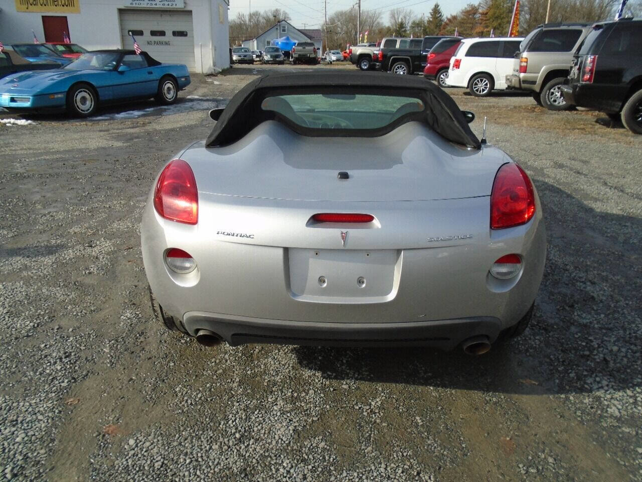 Used 2006 Pontiac Solstice Convertible w/ Premium Package image 29