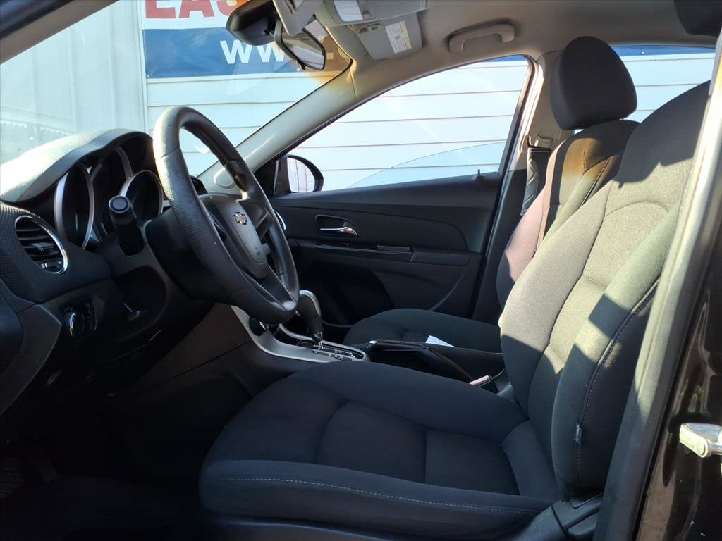 Used 2012 Chevrolet Cruze LT FWD image 7