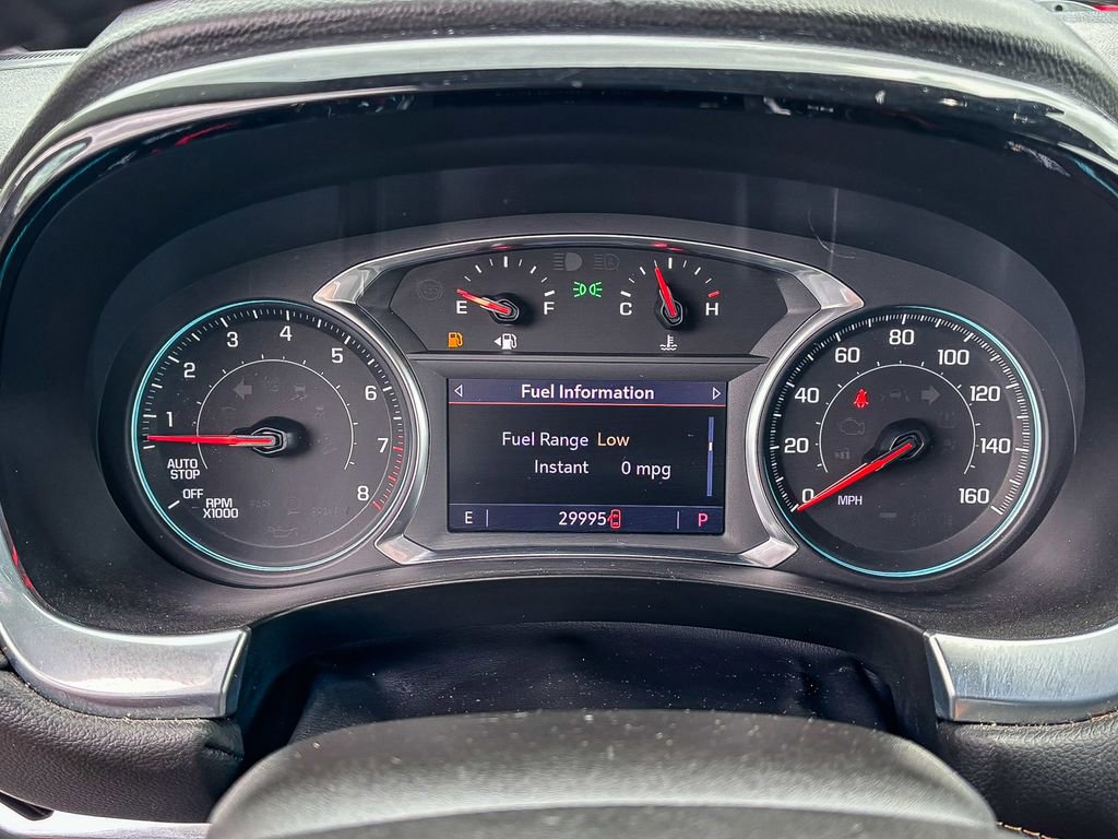 Used 2021 Chevrolet Traverse LT image 21