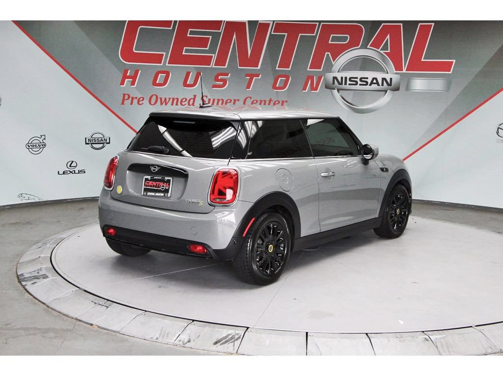 Used 2023 MINI Cooper SE FWD image 4