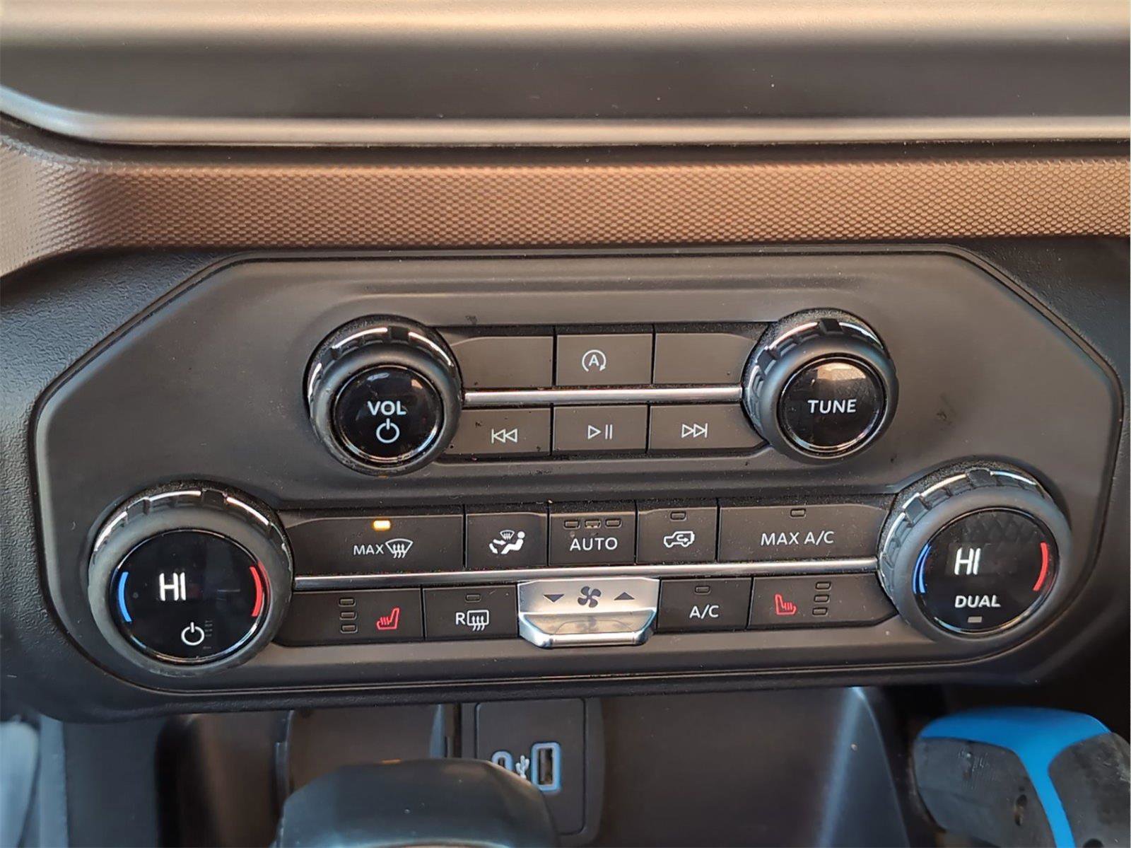 Used 2021 Ford Bronco Outer Banks AWD/4WD image 19