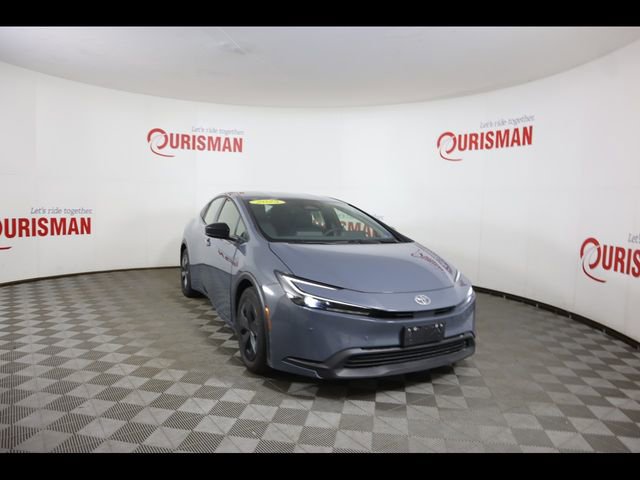 Used 2025 Toyota Prius LE image 17