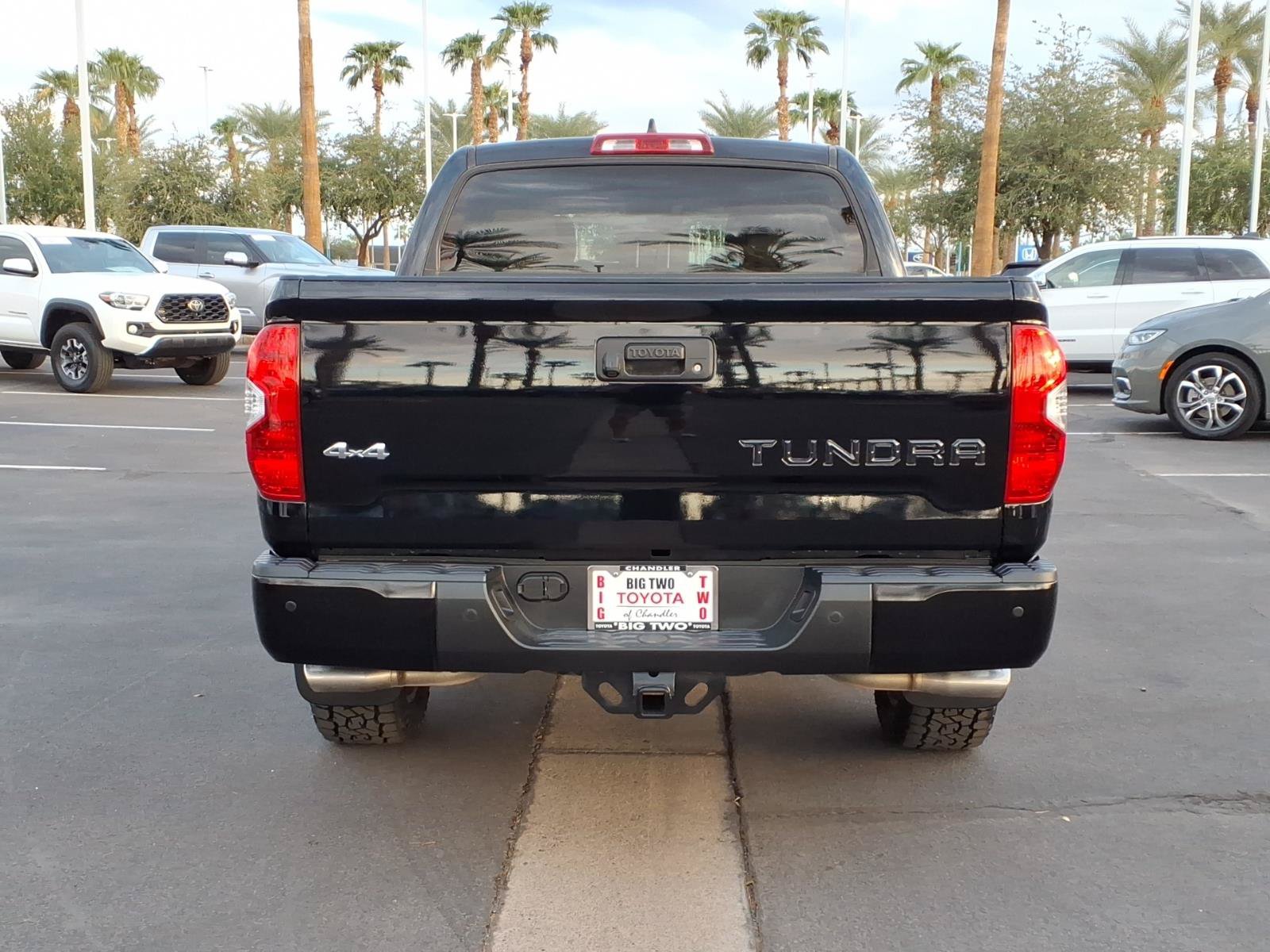 Used 2021 Toyota Tundra Limited w/ Limited Premium Package AWD/4WD image 5