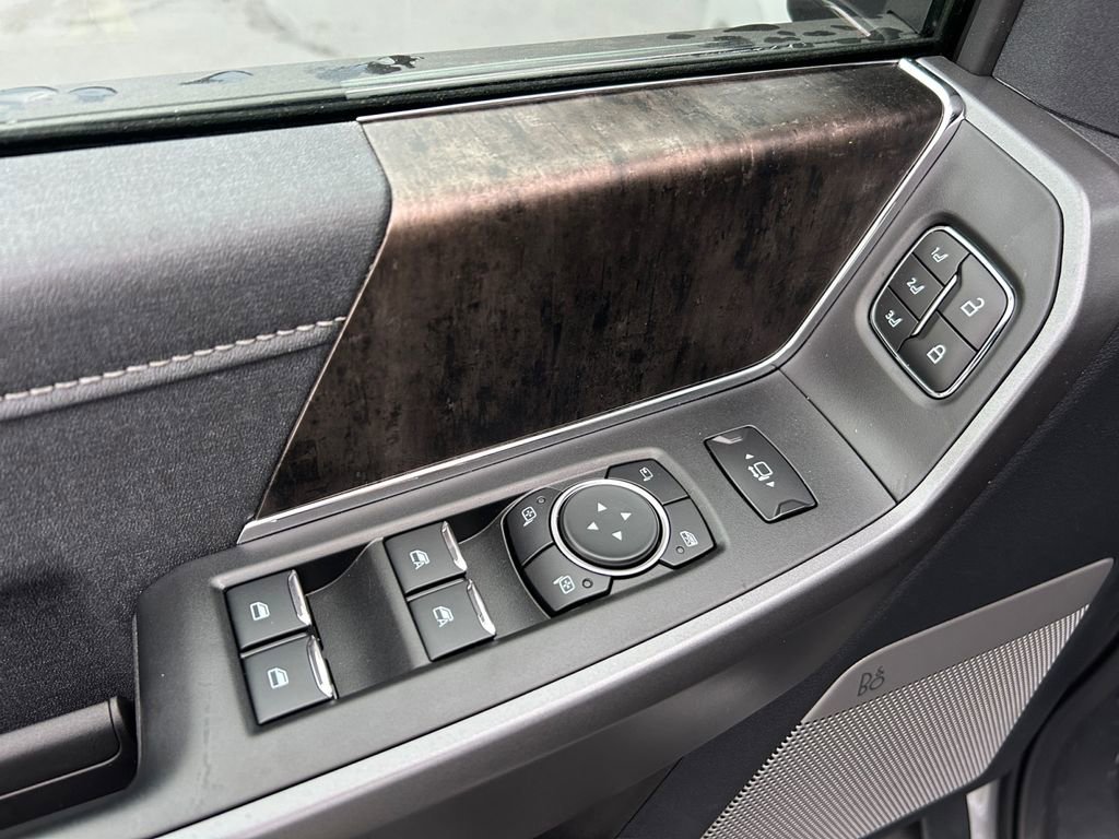 New 2026 Ford F350 Lariat image 23