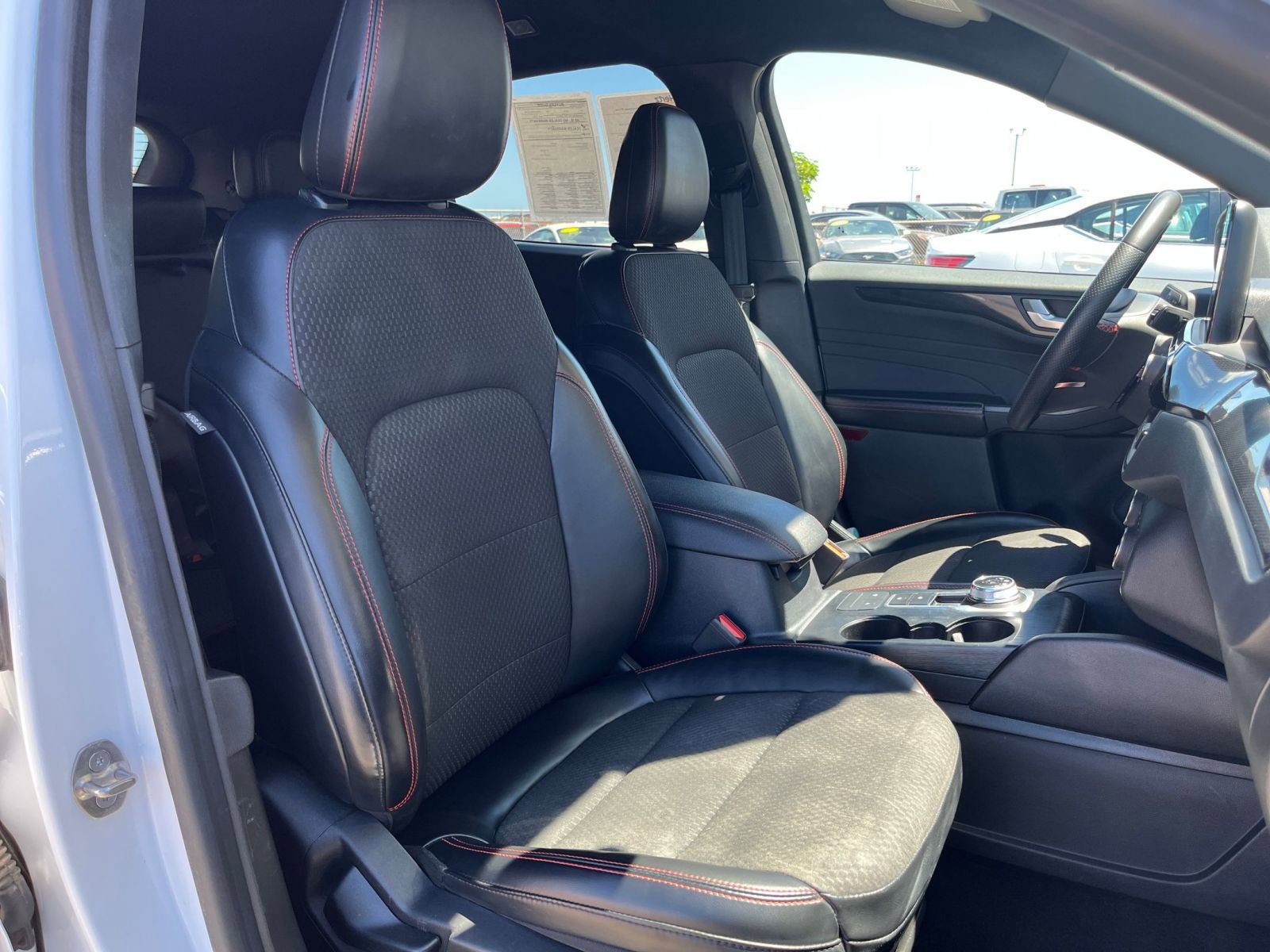 Used 2023 Ford Escape ST-Line image 36