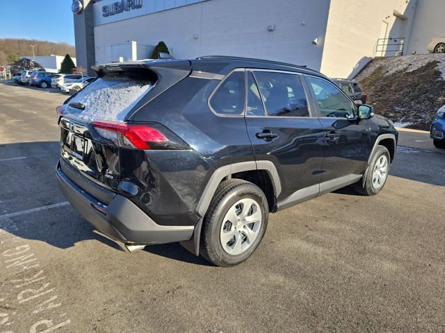 Used 2019 Toyota RAV4 LE image 5