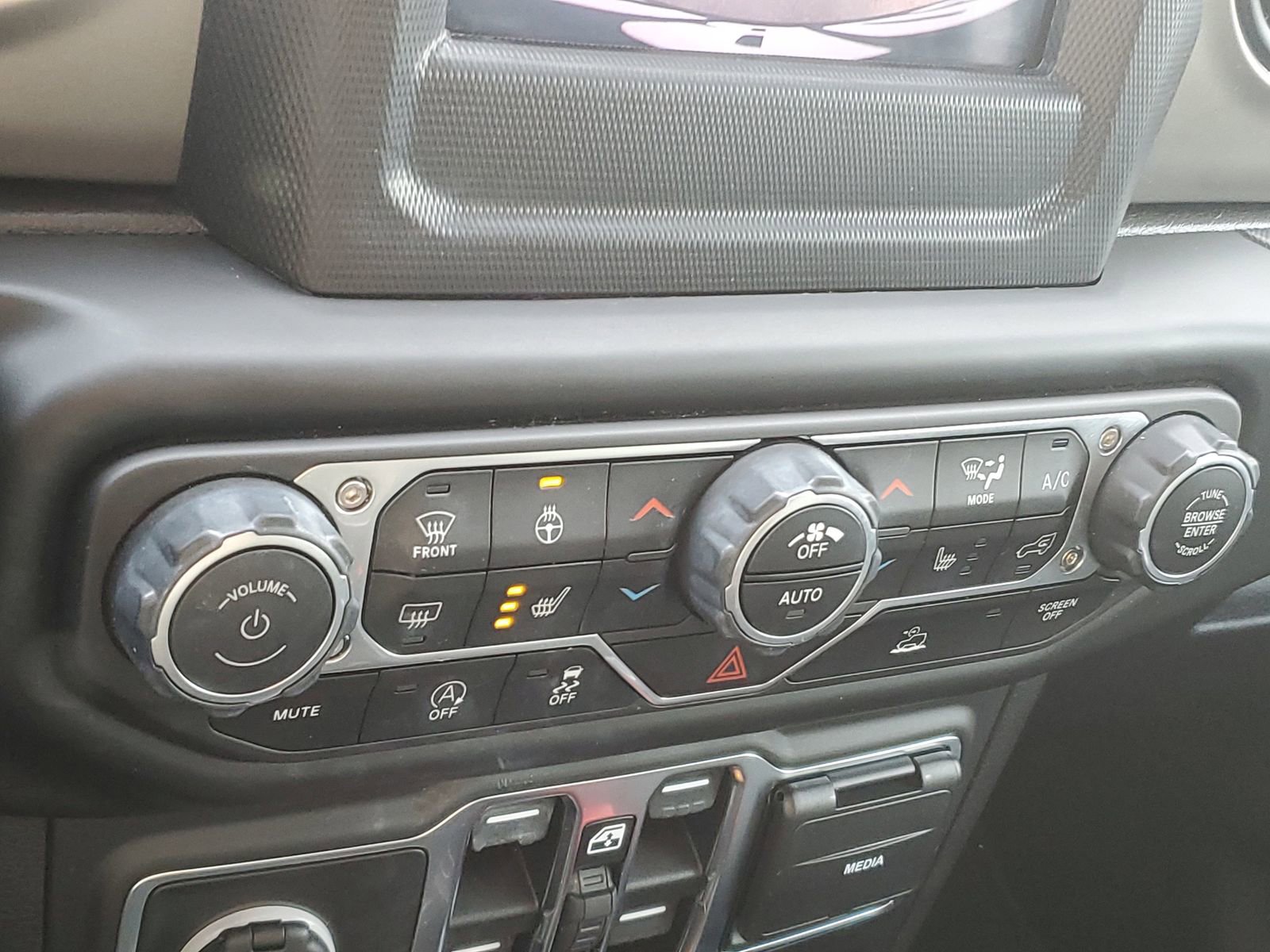 Used 2021 Jeep Wrangler Unlimited Sport S image 25