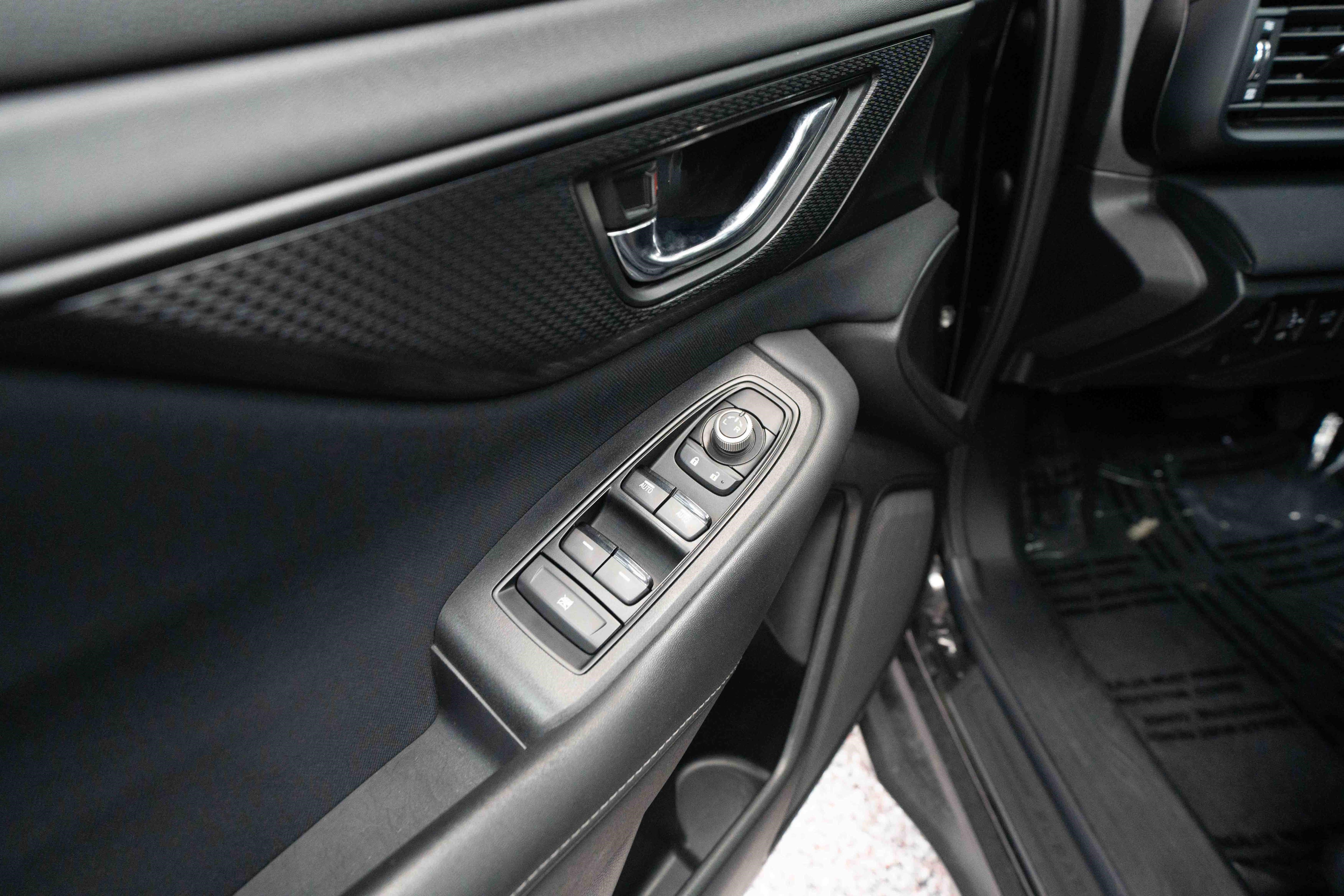 Used 2023 Subaru Outback Premium AWD/4WD image 7