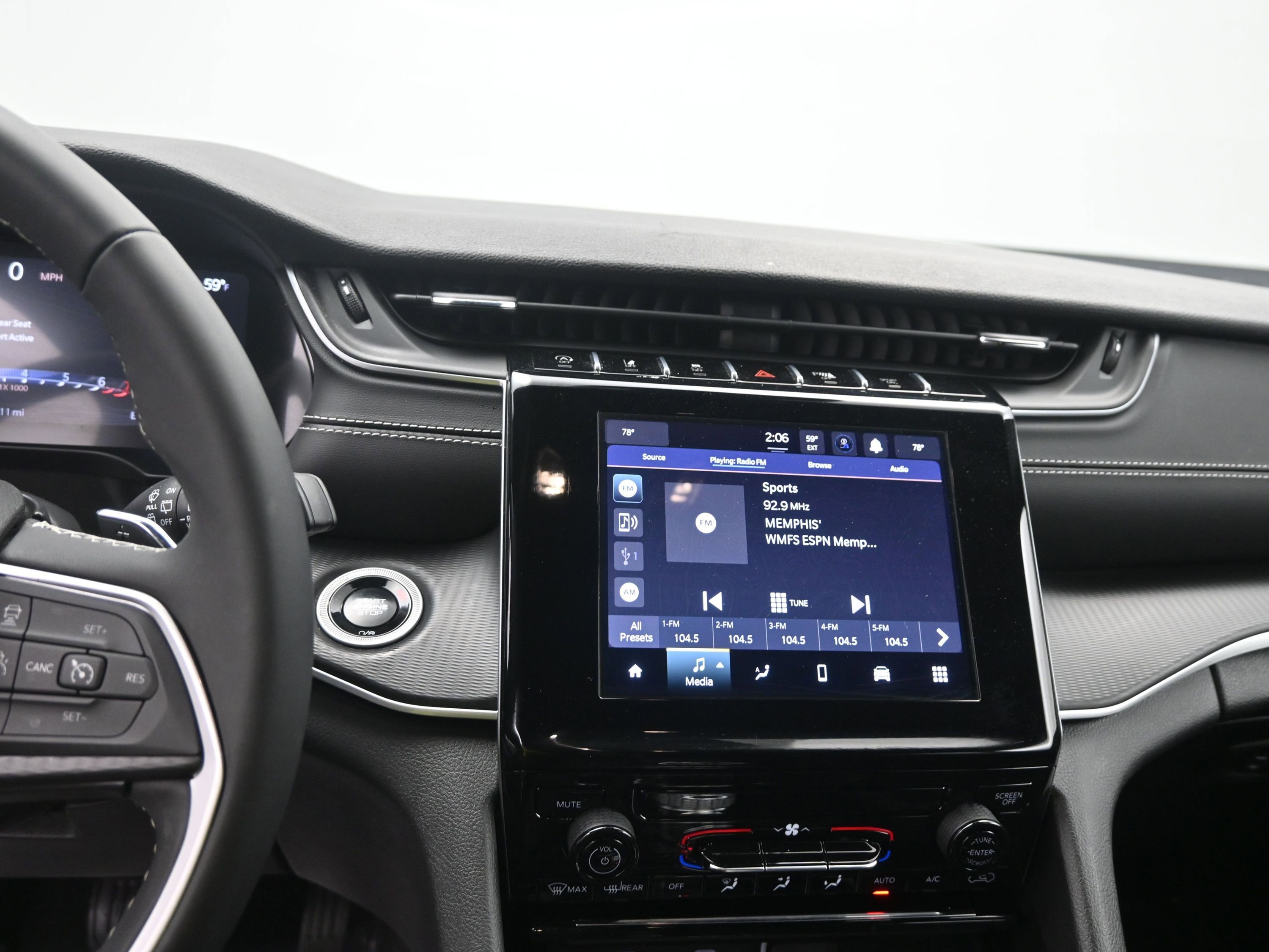 Used 2024 Jeep Grand Cherokee Laredo w/ MOPAR Finishing Package image 19