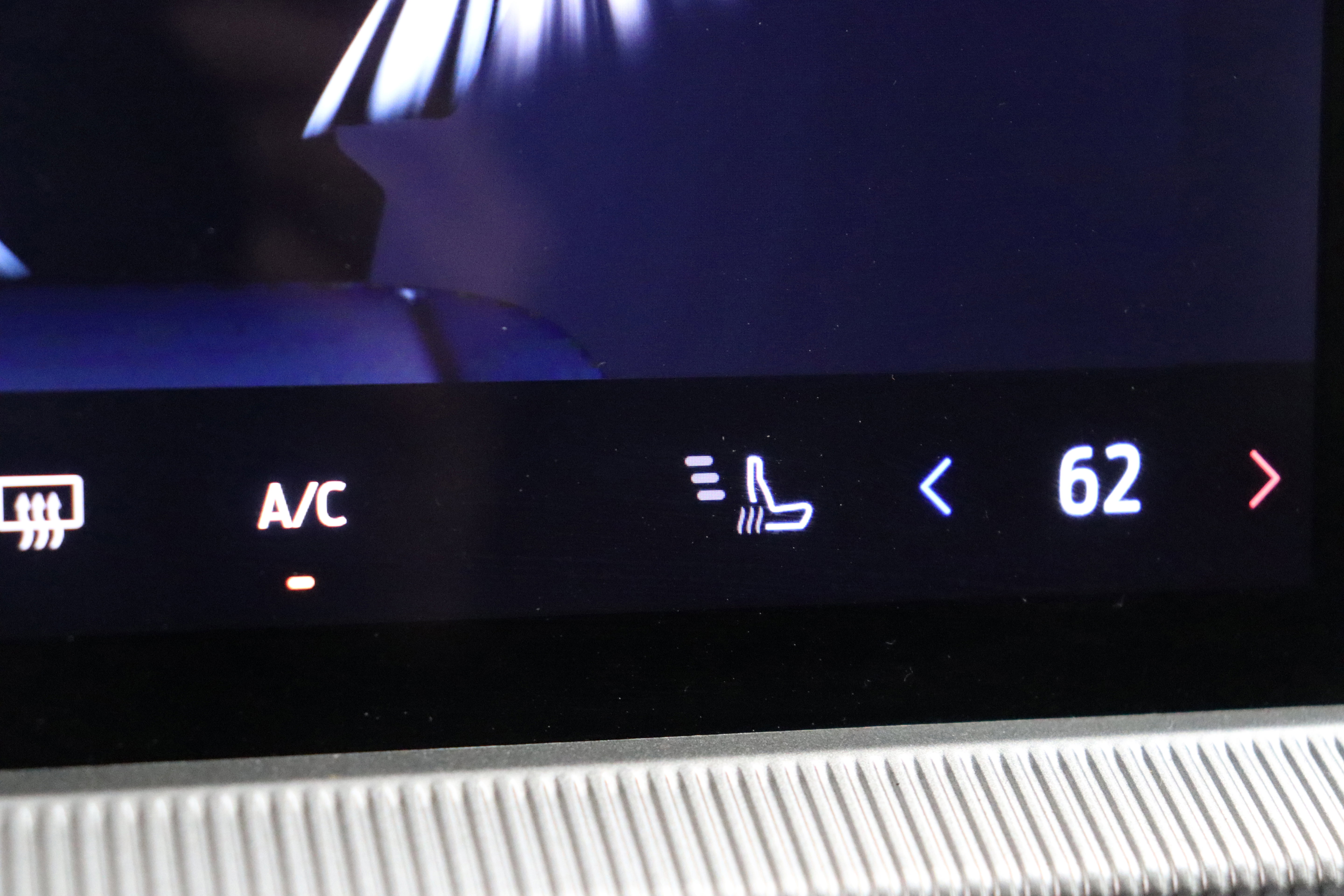 Used 2025 Ford Explorer ST-Line w/ ST-Line Street Pack image 30