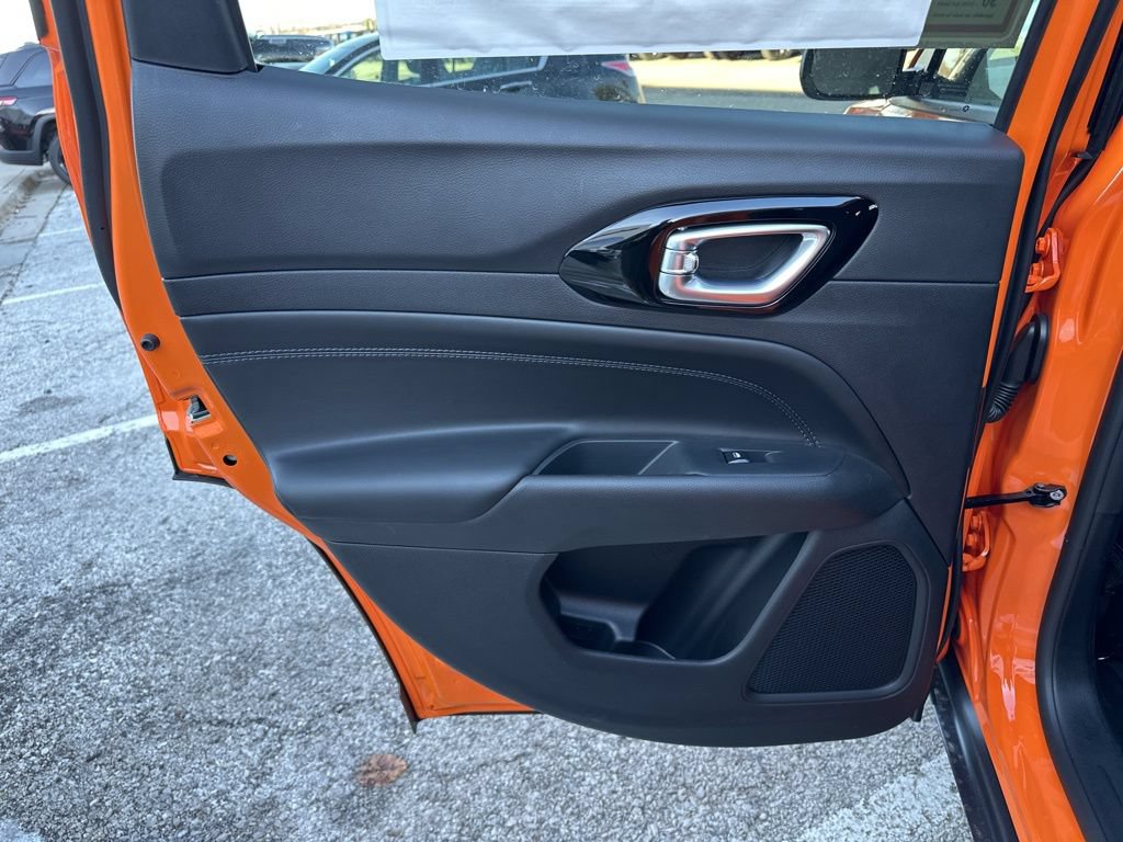 New 2026 Jeep Compass Latitude AWD/4WD image 40
