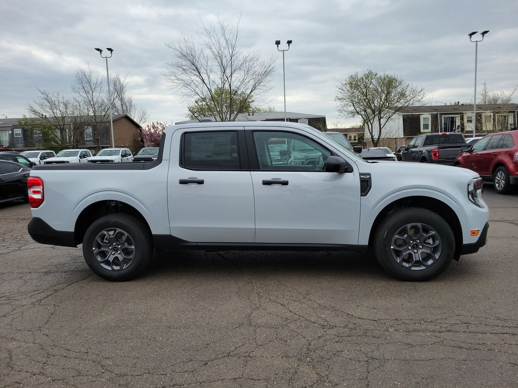 New 2026 Ford Maverick XLT AWD/4WD image 3