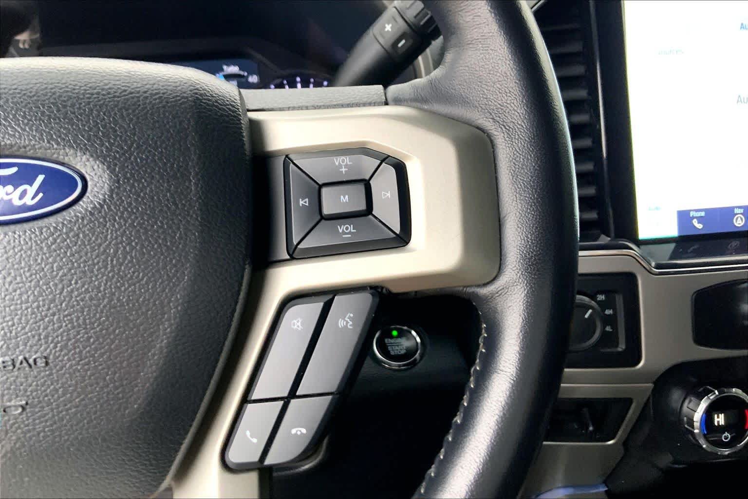 Used 2022 Ford F250 Lariat w/ Black Appearance Package AWD/4WD image 24