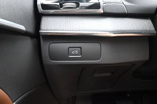 Used 2023 Volvo XC90 B6 Ultimate w/ Protection Package AWD/4WD image 29