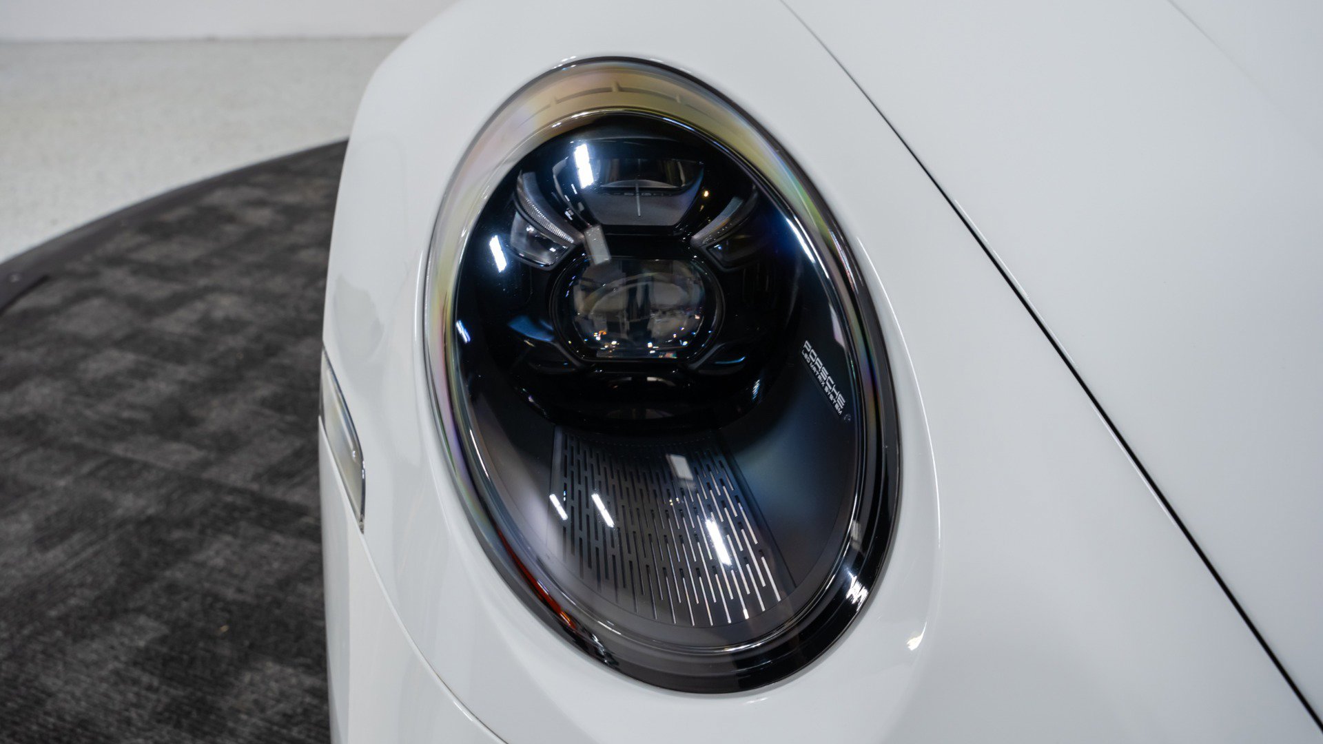 Used 2024 Porsche 911 Targa 4 GTS image 24