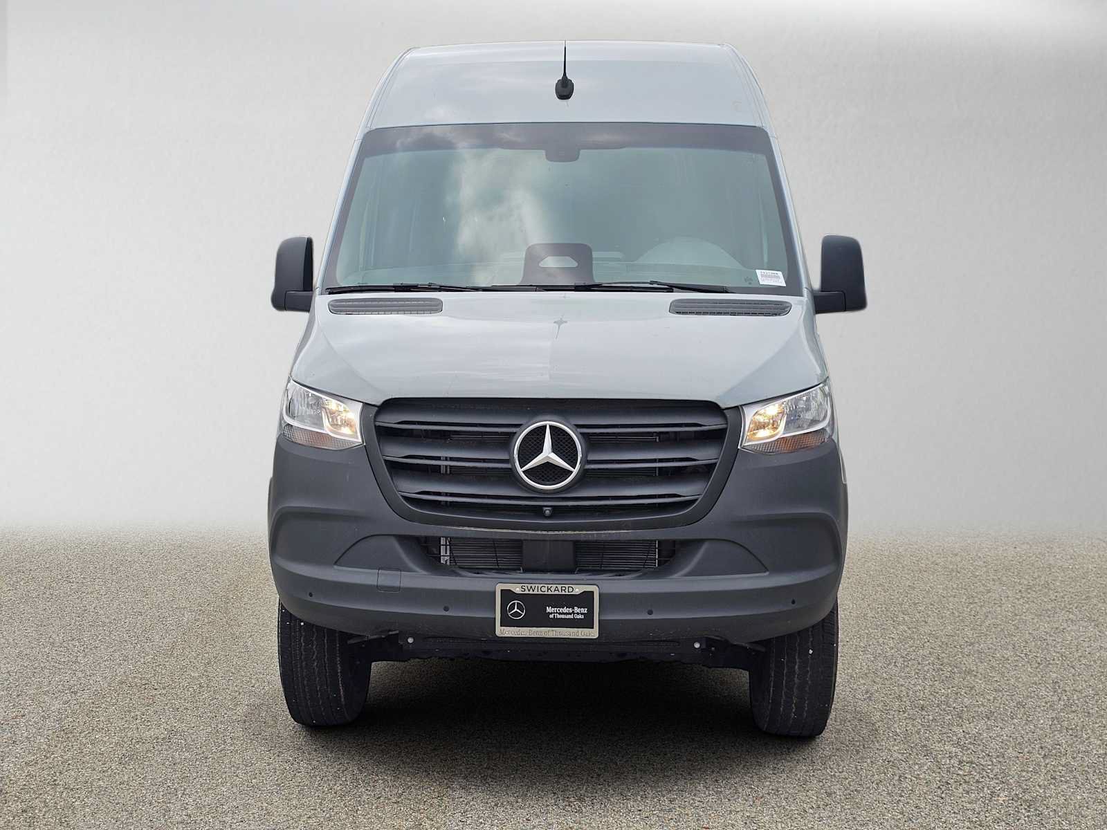 New 2025 Mercedes-Benz Sprinter 2500 image 8