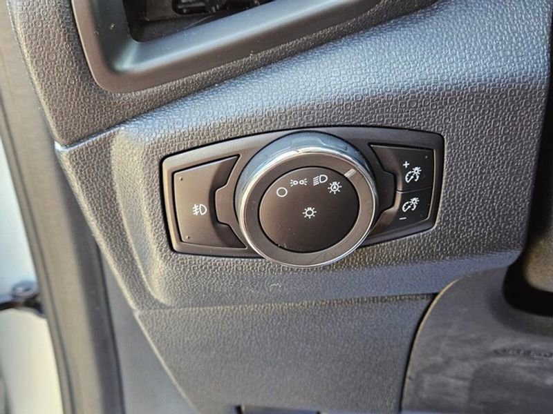 Used 2019 Ford EcoSport Titanium image 26